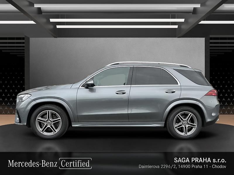 Mercedes-Benz GLE 300d 4MATIC AMG Line Airmatic - fotka 6 z 21