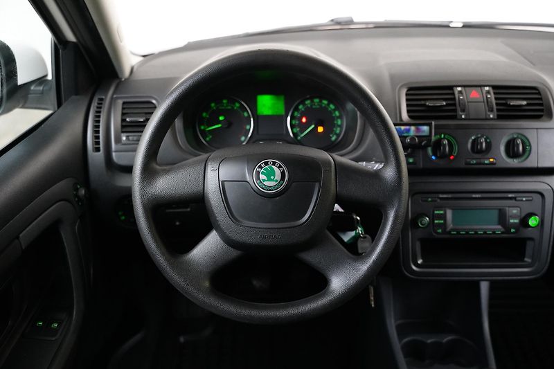 Škoda Fabia - fotka 15 z 20