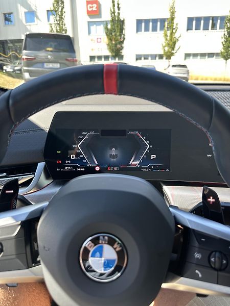 BMW X2 (2025) 5L Záruka, Servis zdarma - fotka 18 z 33