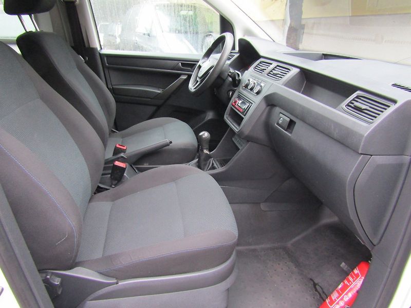 Volkswagen Caddy (2016) MAXI 2.0 TDI 75kW  NOVÁ SPOJKA - fotka 25 z 35