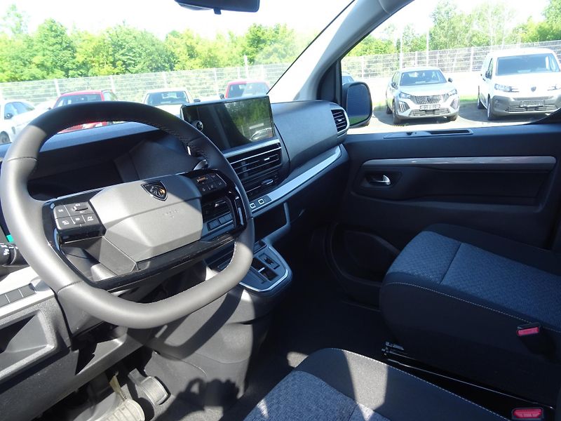 Peugeot Traveller (2025) Active L2 2.0 BHDi 180k EAT8 - fotka 21 z 38