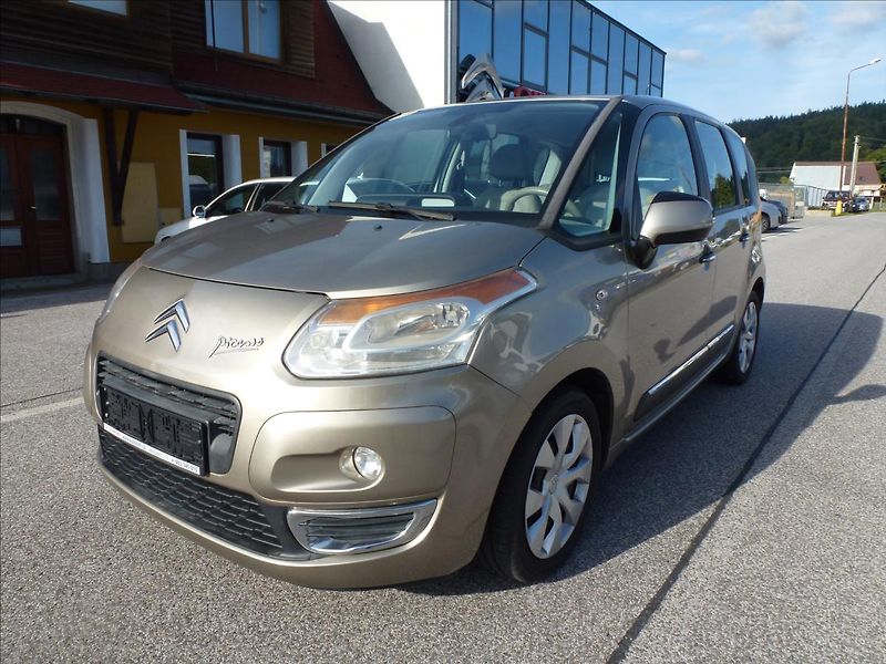 Citroën C3 Picasso 1,6 HDi Exclusive světlá kůže - fotka 2 z 47