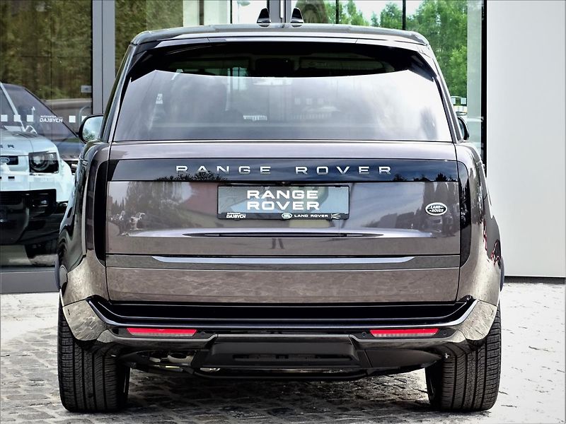 Land Rover Range Rover (2026) 3,0 D350 AUTOBIOGRAPHY SWB - fotka 4 z 47