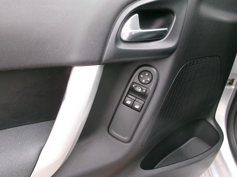 Citroën C3 (2013) 1,6HDI KLIMA TEMP  - fotka 9 z 25