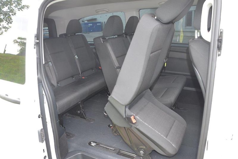 Mercedes-Benz Vito 4x4  7G automat 8-míst - fotka 14 z 29