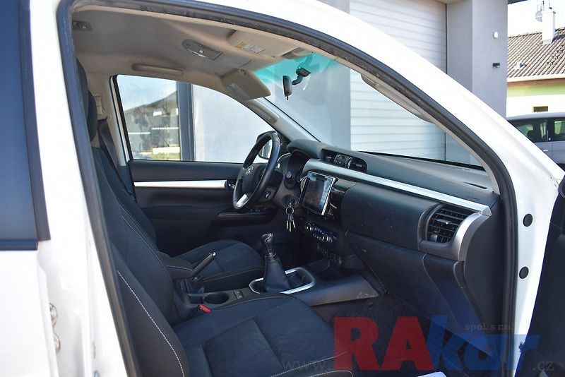 Toyota Hilux (2020) Active 2,4 D-4D  AWD - fotka 10 z 28