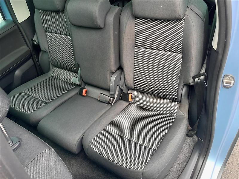 Škoda Roomster 1,6 i 77kW SCOUT MOTOR K.O. - fotka 21 z 43