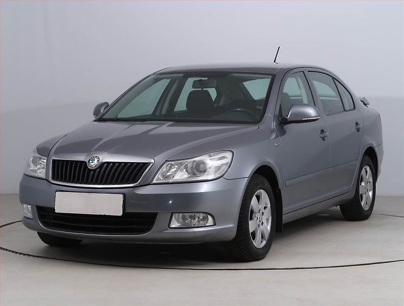 Škoda Octavia (2011) 1.6 TDI, Serv.kniha, nová STK - fotka 2 z 15