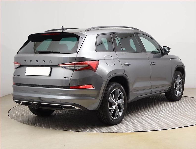 Škoda Kodiaq (2023) 2.0 TDI - fotka 5 z 23