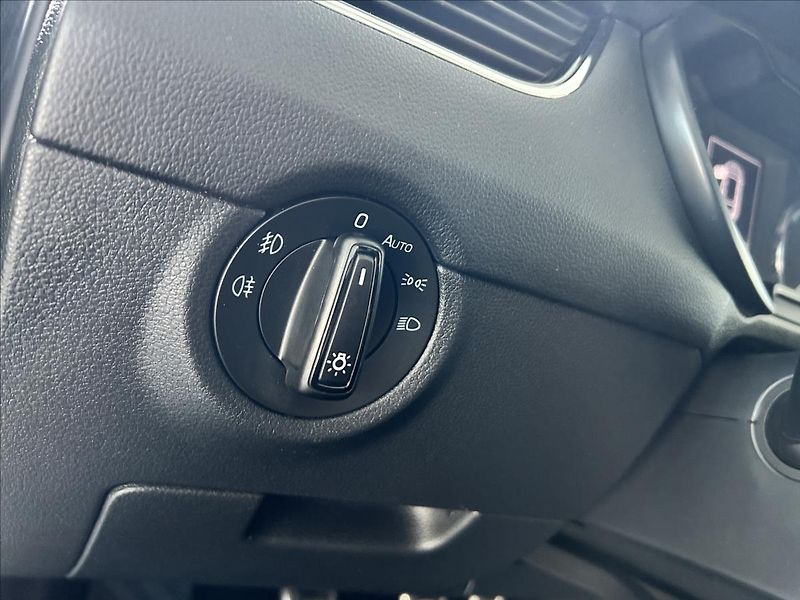 Škoda Octavia 2,0   TSI 162kW,RS,SERVISKA,MA - fotka 11 z 28