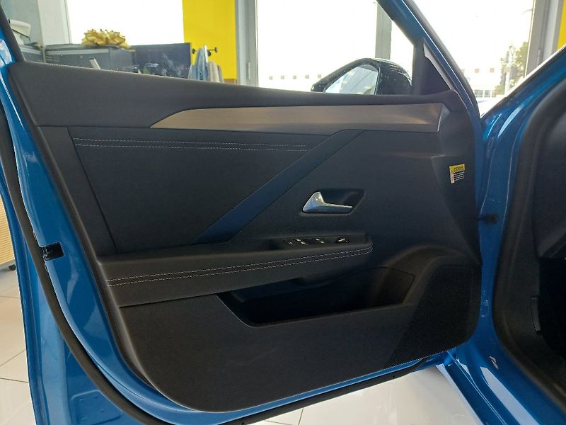 Opel Astra (2026) ST GS Hybrid 1,2T 145k Automat - fotka 13 z 27