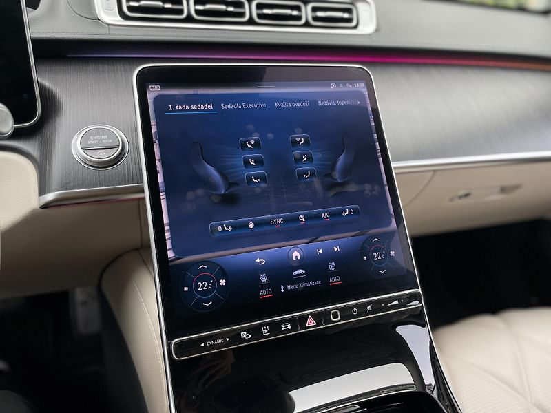 Mercedes-Benz Třídy S Maybach 580 4Matic - fotka 32 z 45