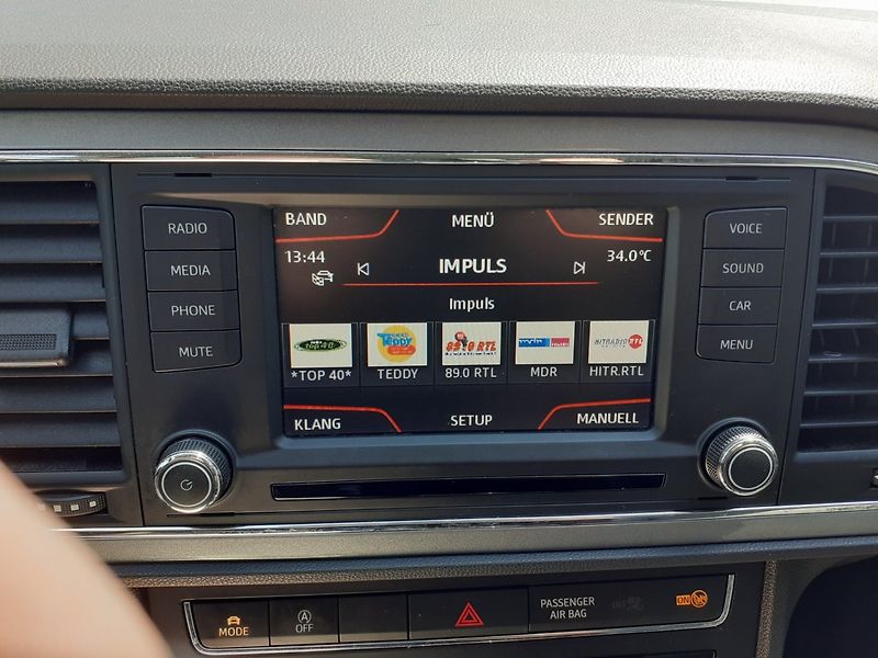 Seat Leon (2014) KOMBI 1.4 TSI FR - fotka 12 z 37