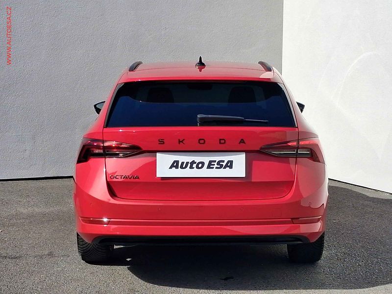 Škoda Octavia (2023) 1.5TSI E-Tec, ČR, DSG, navi - fotka 5 z 20