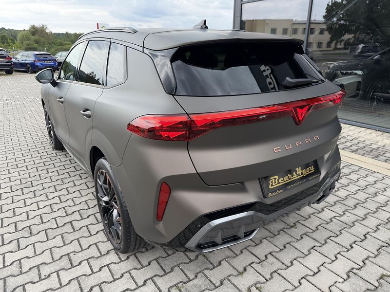 Cupra Terramar (2026) 2.0TSI 150kW 4WD R20 NT DCC CZ - fotka 5 z 46