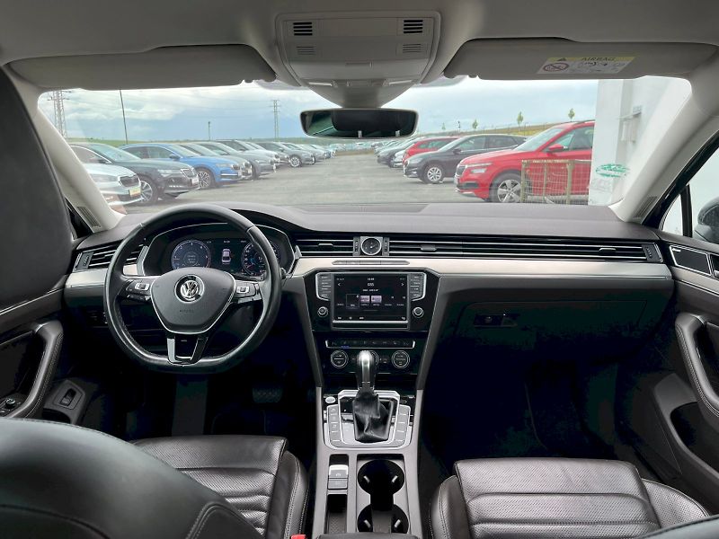 Volkswagen Passat (2015) 2.0 TDI / 176 kW 4x4 - fotka 5 z 28