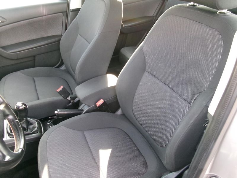 Škoda Yeti (2012) 2,0TDI 4x4 AC TAŽNÉ 1.MAJ - fotka 10 z 26