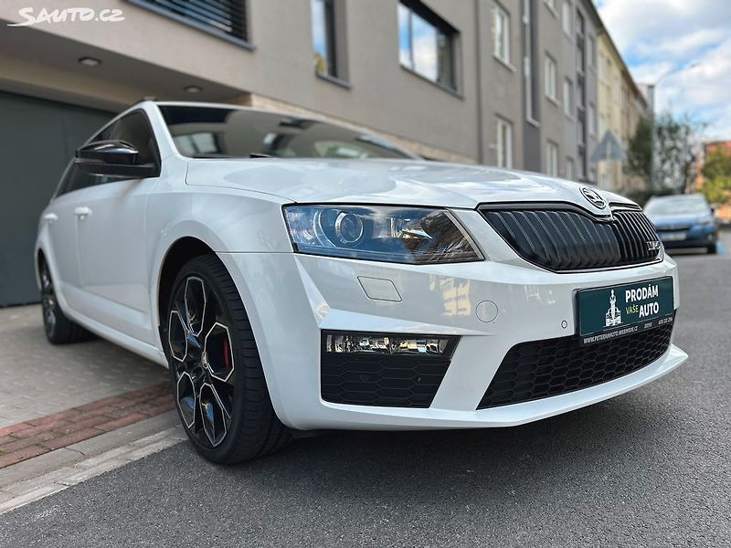 Škoda Octavia 2.0TSi RS ČR - fotka 10 z 24