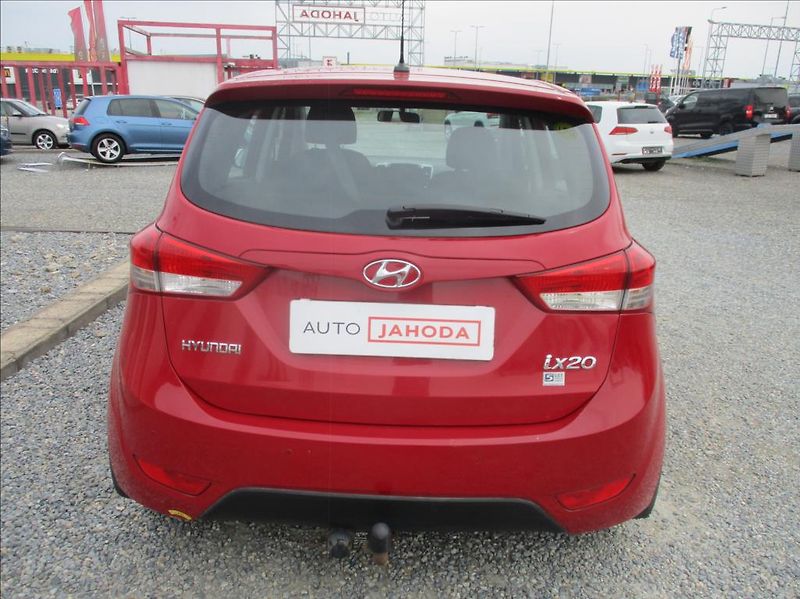 Hyundai ix20 1,6 i+LPG, Automat,servis,CZ, - fotka 6 z 28