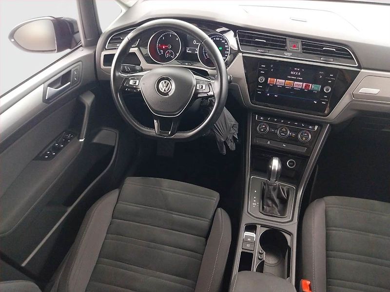 Volkswagen Touran (2018) Comfortline 2.0 TDI, Automat - fotka 7 z 17