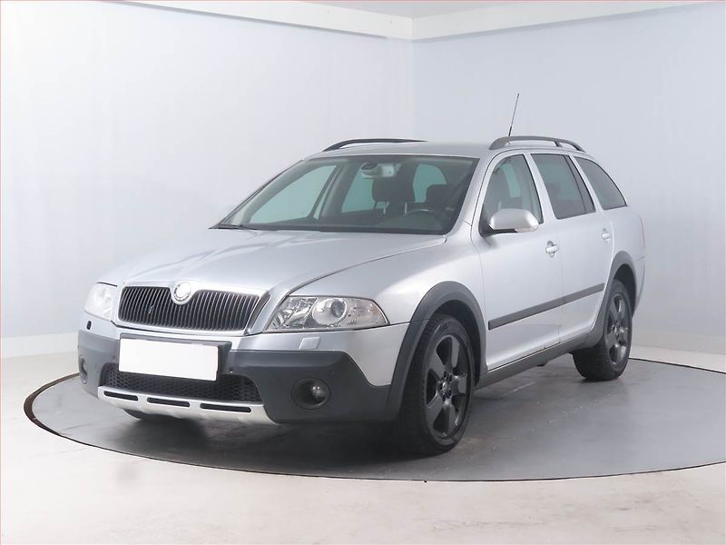 Škoda Octavia (2008) Scout 2.0 TDI, 4X4, Tempomat - fotka 2 z 16