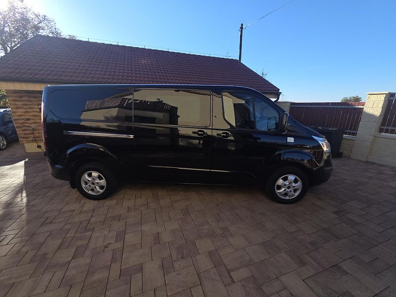 Ford Transit Custom 2.2TDCI L2 114kw 6míst - fotka 42 z 42