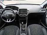 Peugeot 2008 (2018) 1.2PT, AC, park.asist - náhled 8