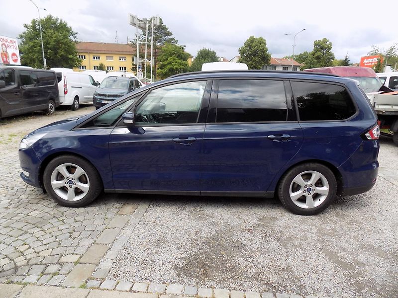 Ford Galaxy 2,0 TDCI 132 KW NAVI 7 MÍST - fotka 18 z 50