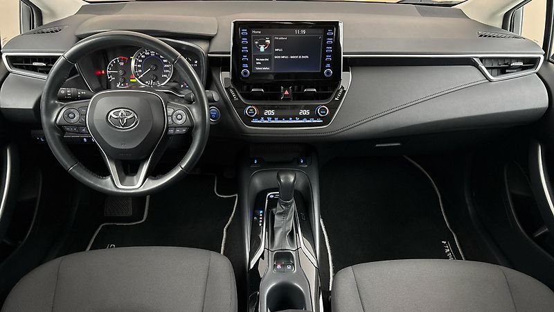 Toyota Corolla 1.8 Hybrid AUT Active Sedan - fotka 8 z 24