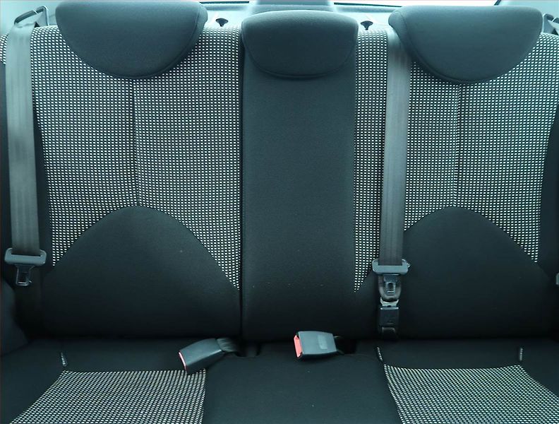 Hyundai Accent (2011) 1.4i, nová STK, jezdí výborně - fotka 10 z 14