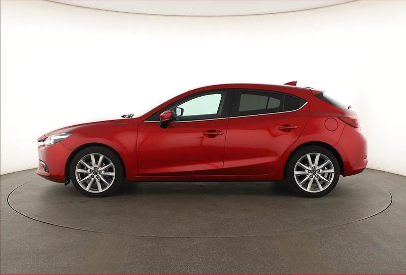 Mazda 3 (2017) 2.0 Skyactiv-G, Serv.kniha - fotka 3 z 15