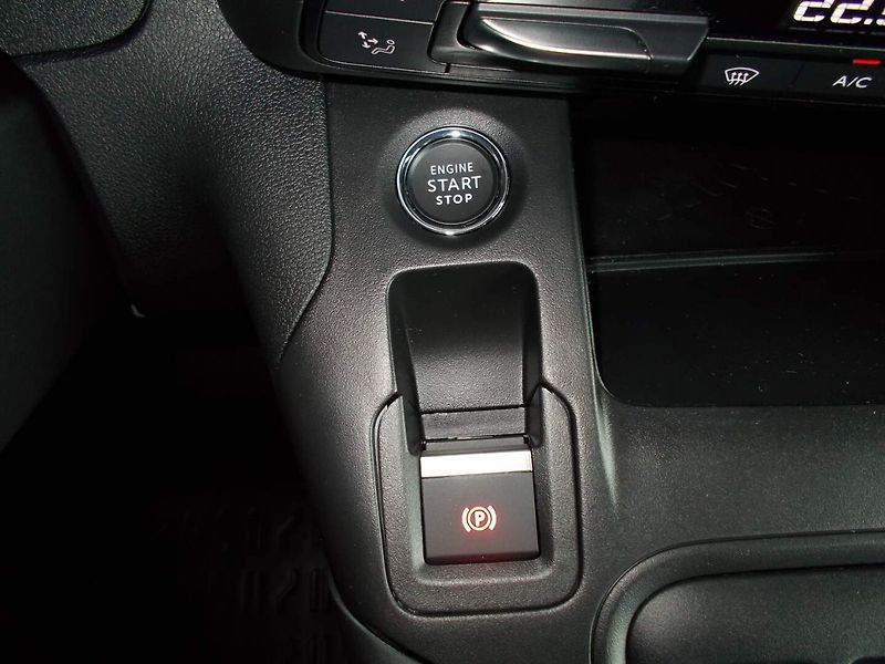 Opel Combo (2026) Elegance Plus L2H1 1.5 CDTI (9 - fotka 24 z 35