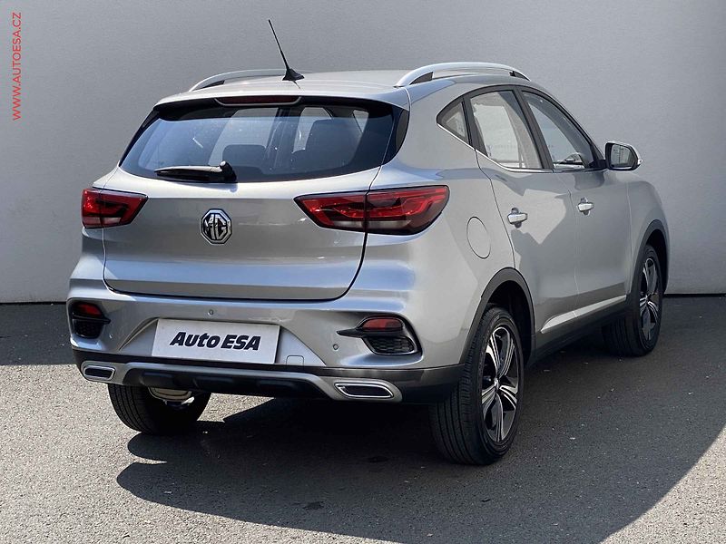 MG ZS (2023) 1.5, ČR, servis.kniha, LED - fotka 4 z 15