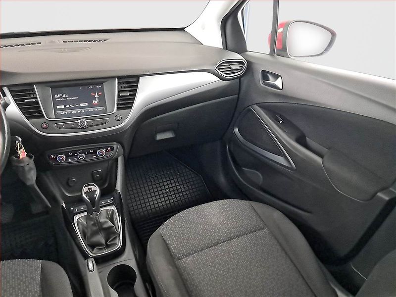 Opel Crossland X (2018) 1.2, Tempomat, Park. senzory - fotka 8 z 16