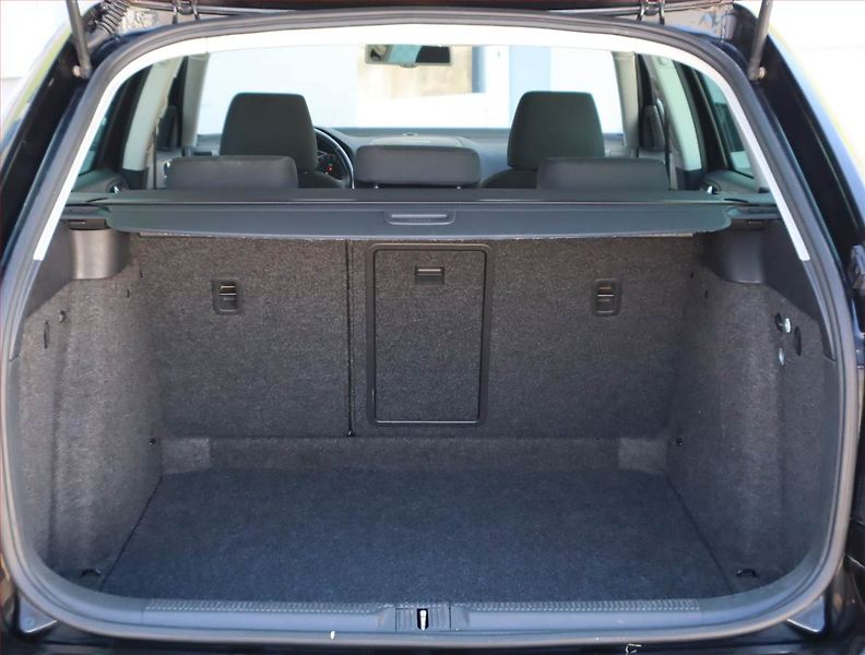 Škoda Octavia (2012) 2.0 TDI, Automat, Tempomat - fotka 13 z 17