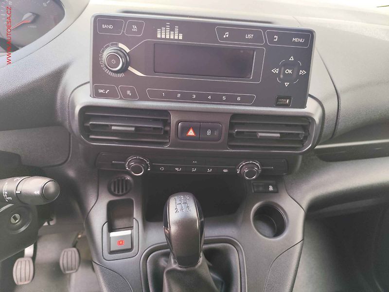 Peugeot Partner (2021) 1.5HDi MAXi, Premium, AC - fotka 13 z 22