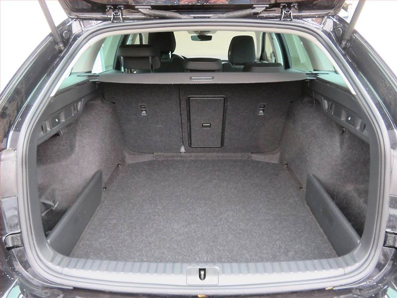 Škoda Octavia (2020) Style 2.0 TDI, Serv.kniha - fotka 13 z 14