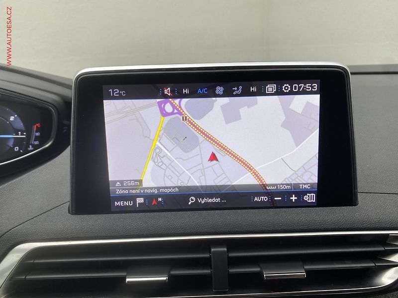 Peugeot 3008 (2019) 1.5 HDi, Allure, LED, kamera - fotka 18 z 18