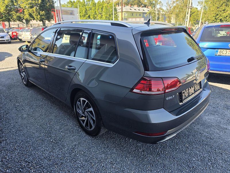 Volkswagen Golf 1.5 TSI 96kw Led  Kuže Navi - fotka 3 z 17