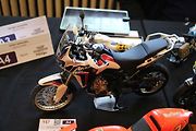 Honda CR 1000 Africa Twin.