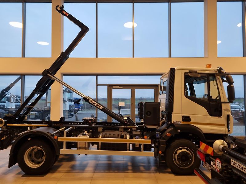 Iveco Eurocargo 120E22 KONTEJNER 8T - fotka 11 z 19