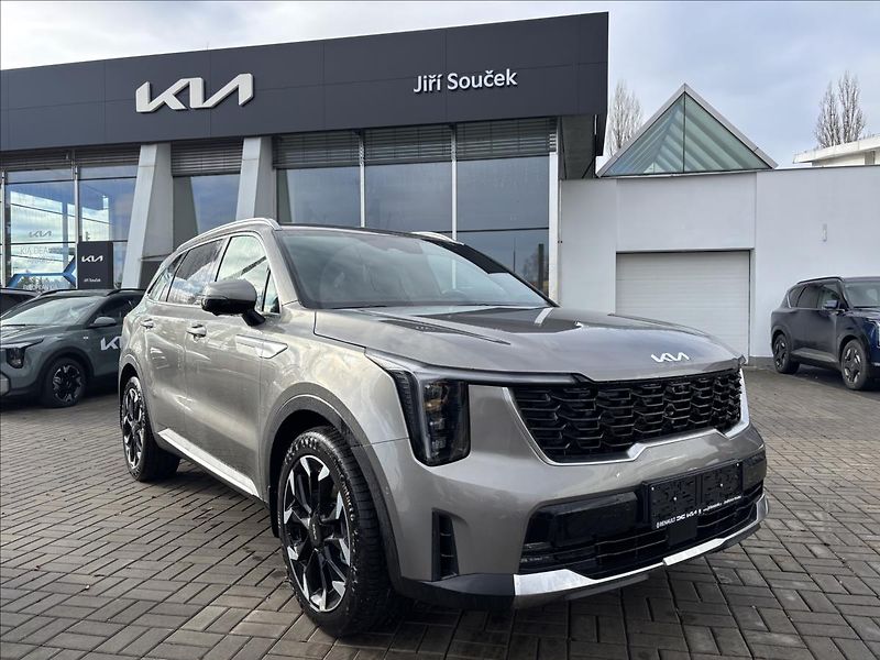 Kia Sorento (2026) 2,2 CRDi SCR 4x4 8DCT  TOP+NAP - fotka 2 z 17