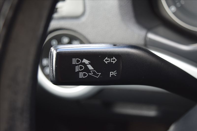 Škoda Octavia 2,0 TDi 103kw 4x4 2 SADY KOL - fotka 27 z 36