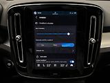 Volvo XC40 B3 CORE AUT CZ 1.maj REZERVACE - náhled 33