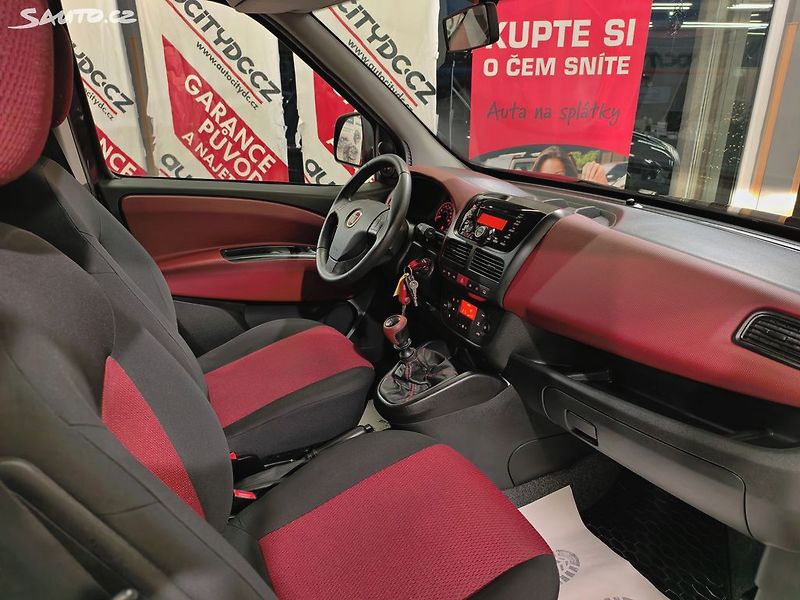 Fiat Dobló 2.0MJT 99kW KLIMA VÝHŘEVY, PDC - fotka 8 z 20