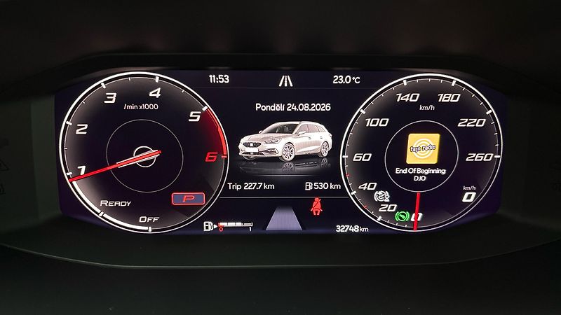 Seat Leon 2.0 TDI DSG FR Sportstourer - fotka 10 z 25