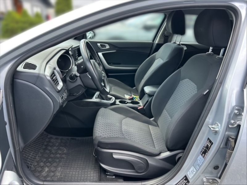 Kia Ceed 1,5 T-GDI 118 Fresh - fotka 7 z 11