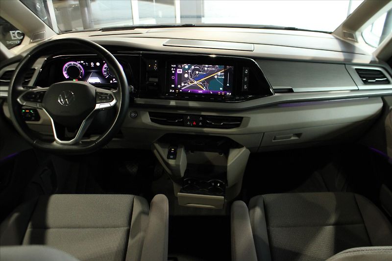 Volkswagen Multivan T7 TDi DSG Edition ACC/NezTop/ - fotka 11 z 38