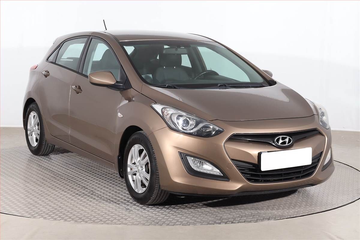Hyundai i30 1.4 CVVT, Serv.kniha, Tempomat