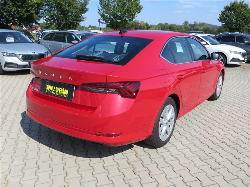 Škoda Octavia 2,0 TDI Style ČR - fotka 9 z 29